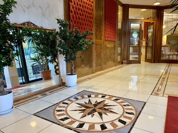 Imagen de los interiores del ALI HOTELS - Palace. Foto 16