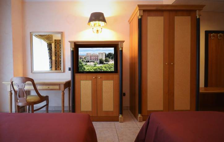 Imagen de la habitación del ALI HOTELS - Palace. Foto 9