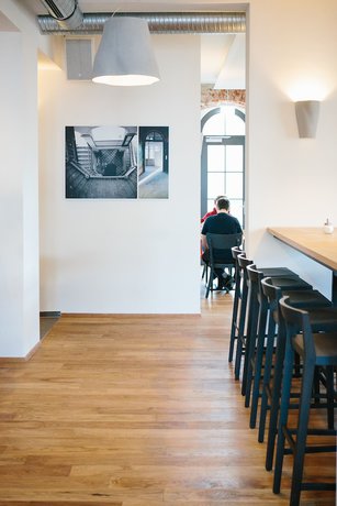 Imagen de los interiores del ALTES SPITAL Hotel Café Bar Restaurant. Foto 13