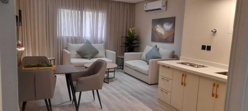 Imagen de la habitación del ALWURUD ALARBA FOR SERVICED APARTMENTS. Foto 3