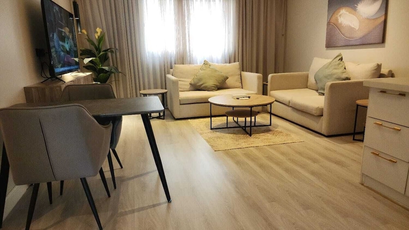 Imagen de la habitación del ALWURUD ALARBA FOR SERVICED APARTMENTS. Foto 7