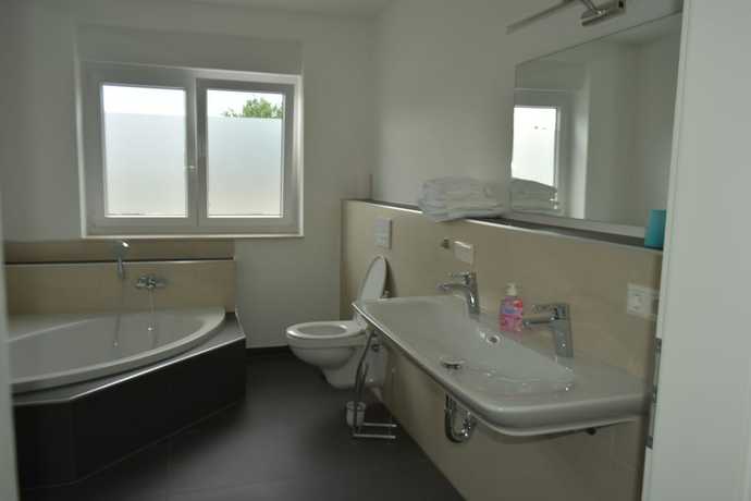 Imagen de la habitación del ANJA\'S motel - Adult Only. Foto 8