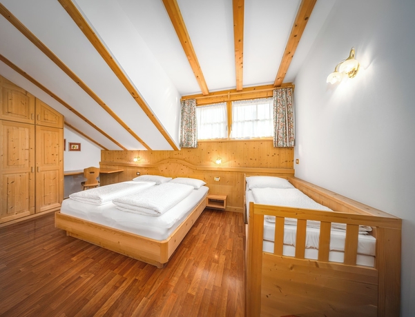 Imagen de la habitación del ANNA LODGES DOLOMITES. Foto 11