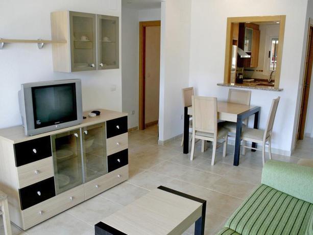 Imagen de la habitación del APTOS. JARDINES DEL MAR III. Foto 2