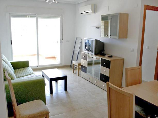 Imagen de la habitación del APTOS. JARDINES DEL MAR III. Foto 5