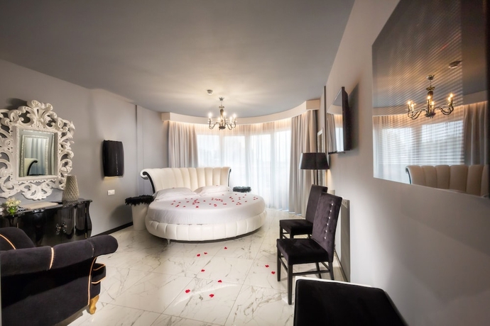 Imagen de la habitación del AQA Palace, Sansonessa. Foto 7