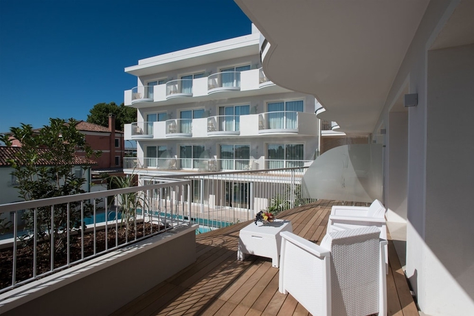 Imagen de la habitación del AQA Palace, Sansonessa. Foto 11