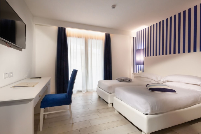 Imagen de la habitación del AQA Palace, Sansonessa. Foto 14