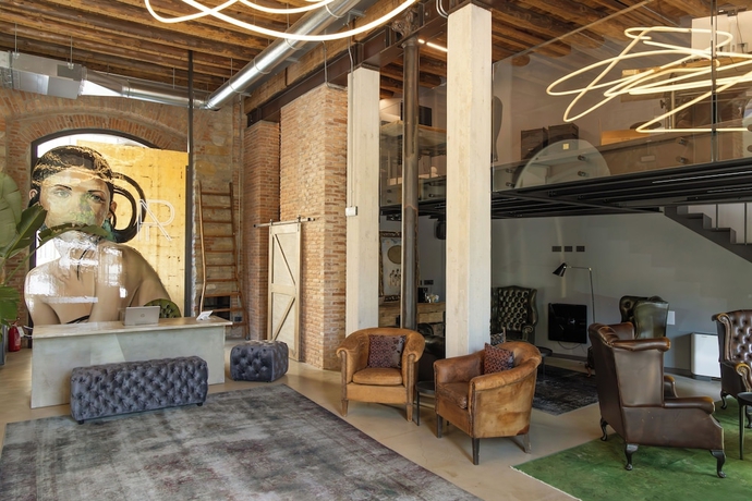 Imagen de los interiores del AR SuitesandArt. Foto 16