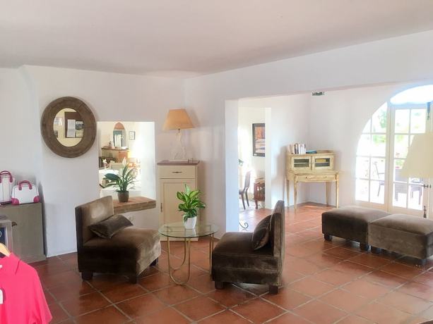 Imagen de los interiores del ARCOS GARDENS Villas y Adosados. Foto 20