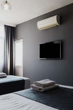 Imagen de la habitación del ARISAN OTEL. Foto 7
