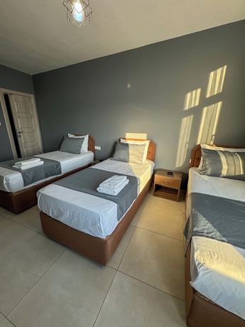 Imagen de la habitación del ARISAN OTEL. Foto 10