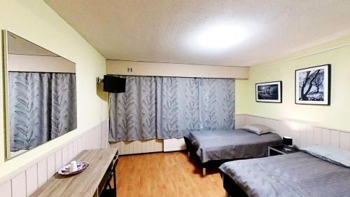 Imagen de la habitación del ART Hotel JUNA. Foto 16