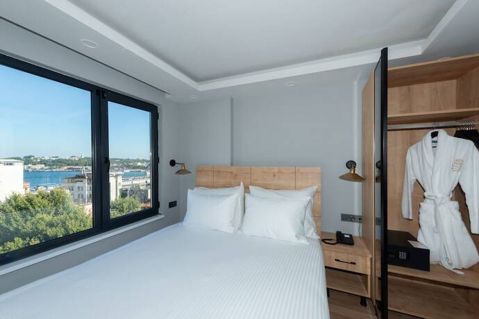 Imagen de la habitación del ART Karakoy Suites Hotel. Foto 10