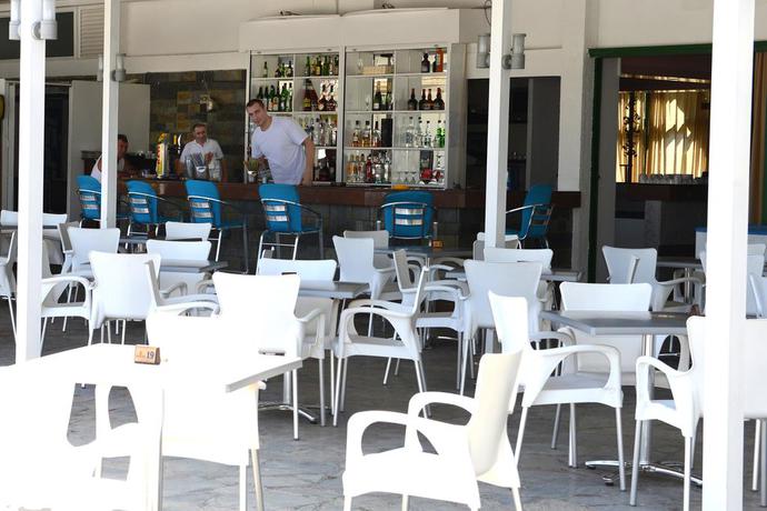 Imagen general del ARTEMIS HOTEL APARTMENTS, Protaras . Foto 8