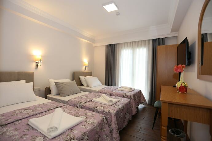 Imagen de la habitación del ATA&Ccedil;EŞME OTEL. Foto 17