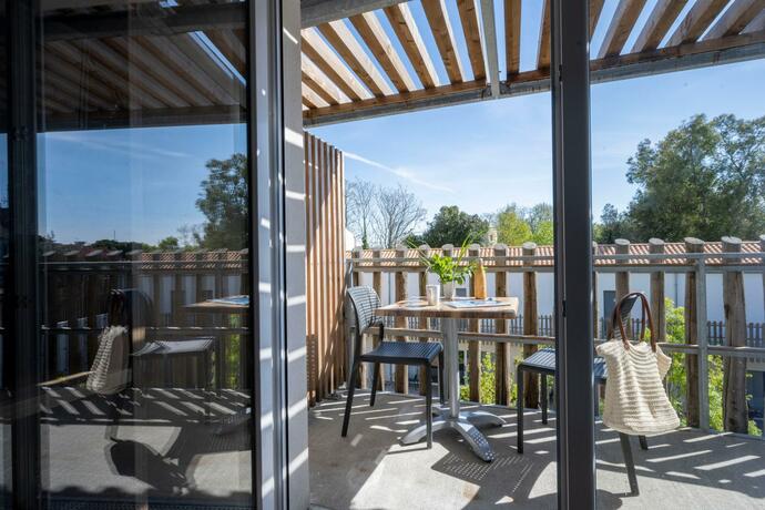 Imagen general del ATHOME RESIDENCE ET SPA. Foto 21