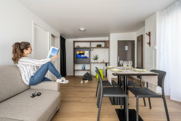 Imagen general del ATHOME RESIDENCE ET SPA. Foto 26