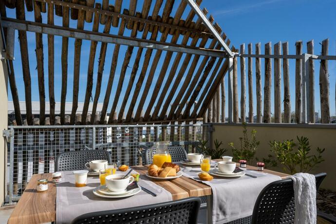 Imagen general del ATHOME RESIDENCE ET SPA. Foto 33