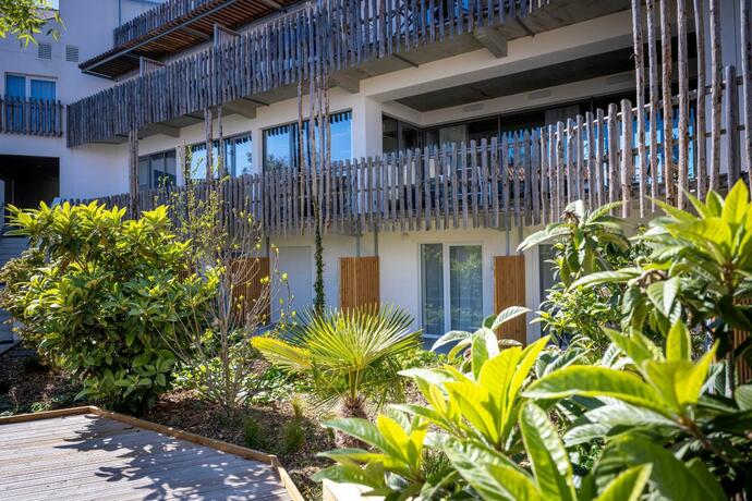 Imagen general del ATHOME RESIDENCE ET SPA. Foto 36