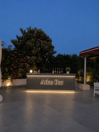 Imagen de la piscina del ATLAS BUTİK OTEL. Foto 16