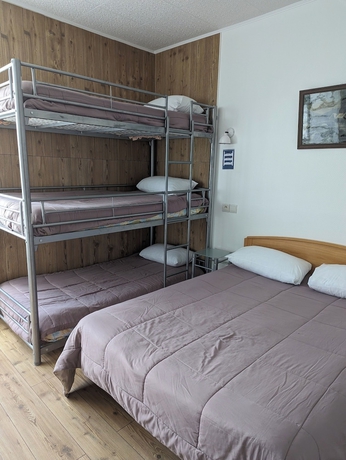 Imagen de la habitación del AUBERGE DES PINS, Aubenas. Foto 2