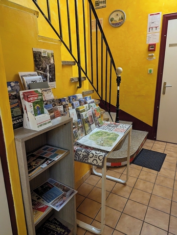 Imagen de los interiores del AUBERGE DES PINS, Aubenas. Foto 16