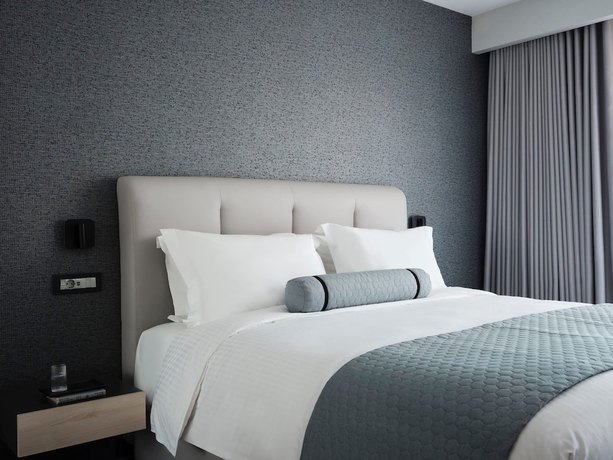 Imagen de la habitación del AVA Hotel and Residences Athens Riviera. Foto 3