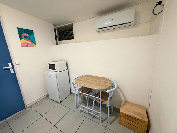 Imagen de la habitación del AZUR HOTEL. Foto 6
