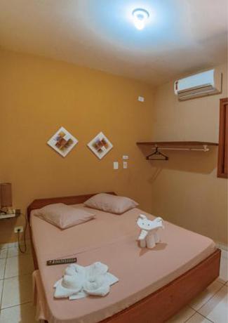 Imagen de la habitación del &Aacute;gua Doce Praia Hotel. Foto 17