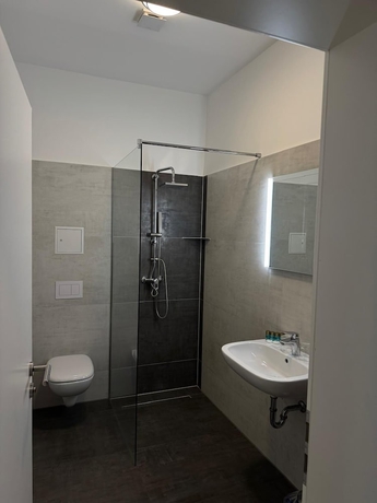 Imagen de la habitación del AandF Hotel. Foto 16