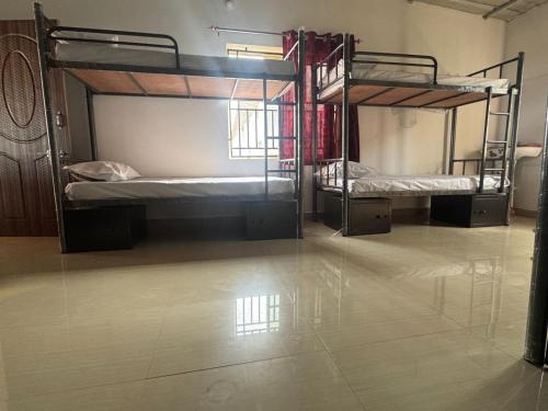 Imagen general del Aaroha Hilltop Backpackers Hostel. Foto 6