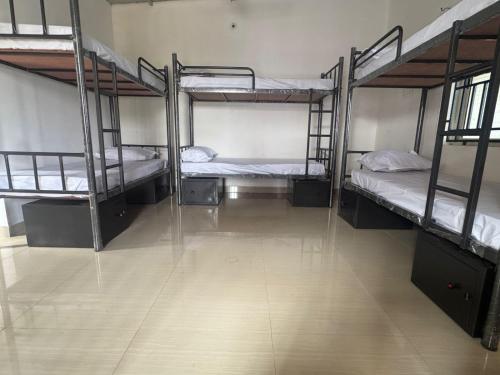 Imagen general del Aaroha Hilltop Backpackers Hostel. Foto 9