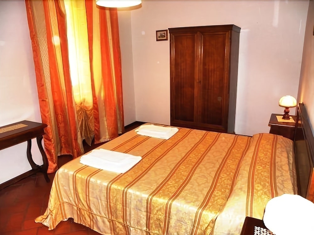 Imagen de la habitación del Abadia Farneto. Foto 14