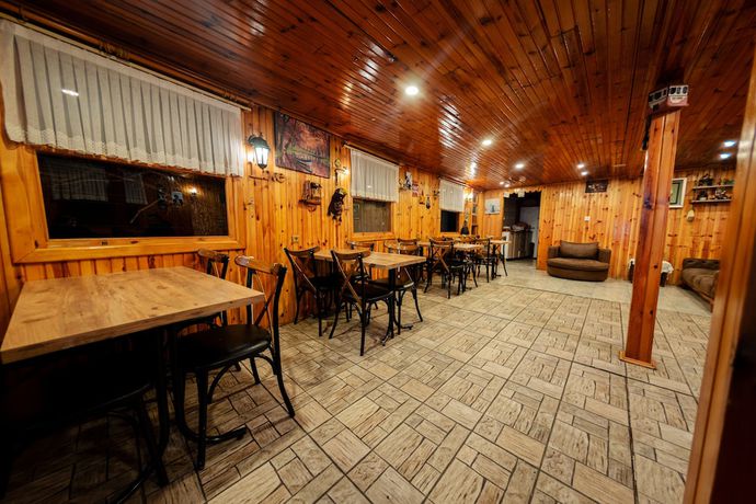 Imagen del bar/restaurante del Abant Yayla Dagevi. Foto 2