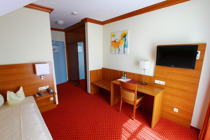 Imagen de la habitación del Abasto Hotel Eichenau. Foto 5