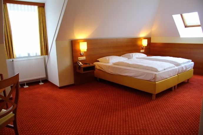 Imagen de la habitación del Abasto Hotel Eichenau. Foto 6