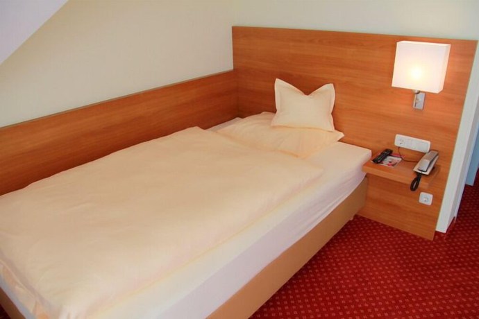 Imagen de la habitación del Abasto Hotel Eichenau. Foto 15