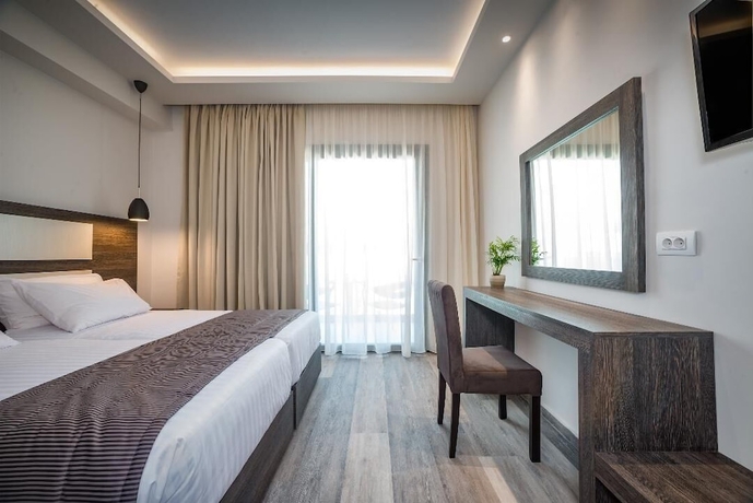 Imagen de la habitación del Abaton Luxury Resort. Foto 5