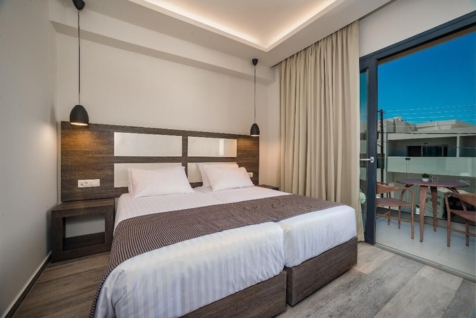 Imagen de la habitación del Abaton Luxury Resort. Foto 7