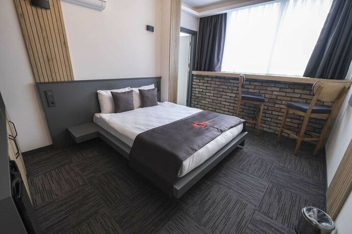 Imagen de la habitación del Abbara Hotel. Foto 6