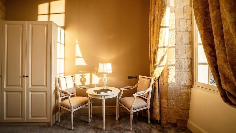 Imagen de la habitación del Abbaye de Villeneuve. Foto 12