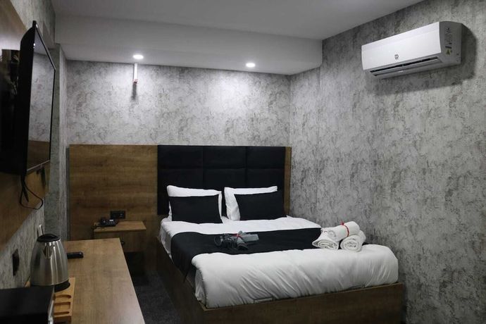 Imagen de la habitación del Acar Airport Hotel. Foto 14