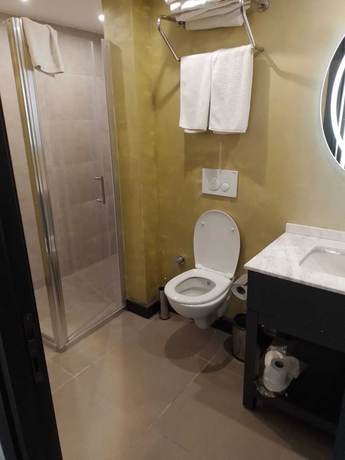 Imagen de la habitación del Acar Suite Hotel. Foto 16