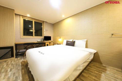 Imagen de la habitación del Ace Hotel. Foto 6