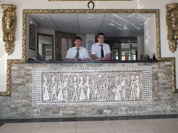 Imagen de los interiores del Acet Hotel. Foto 17