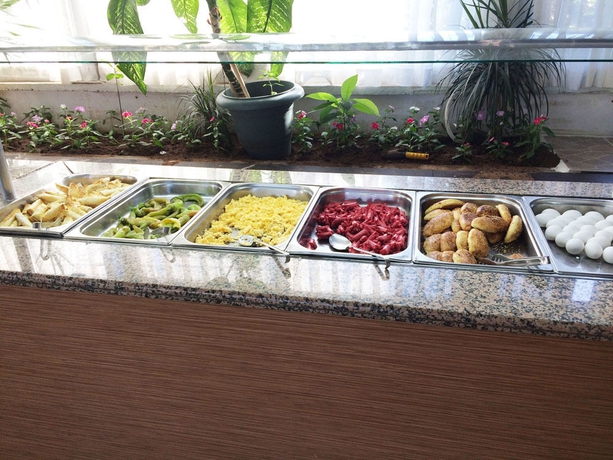 Imagen del bar/restaurante del Acropol Beach Hotel. Foto 1