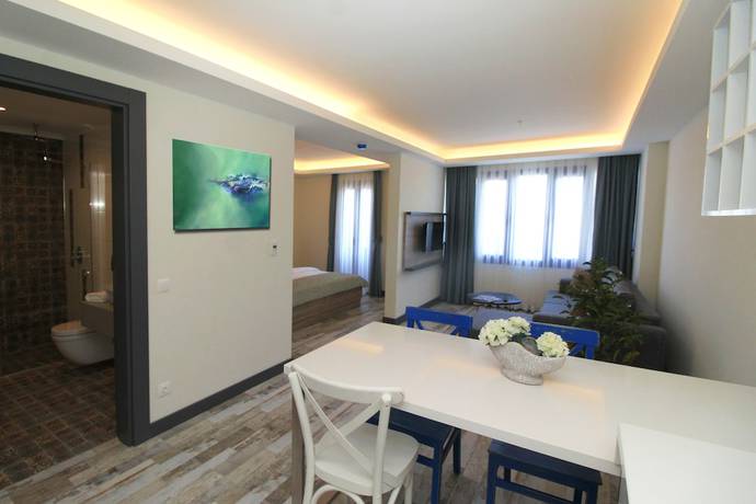 Imagen de la habitación del Acropol Of Bodrum Beach Hotel. Foto 5