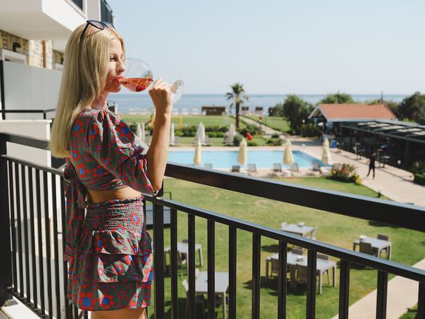 Imagen de la habitación del Acroter Hotel and Spa. Foto 9