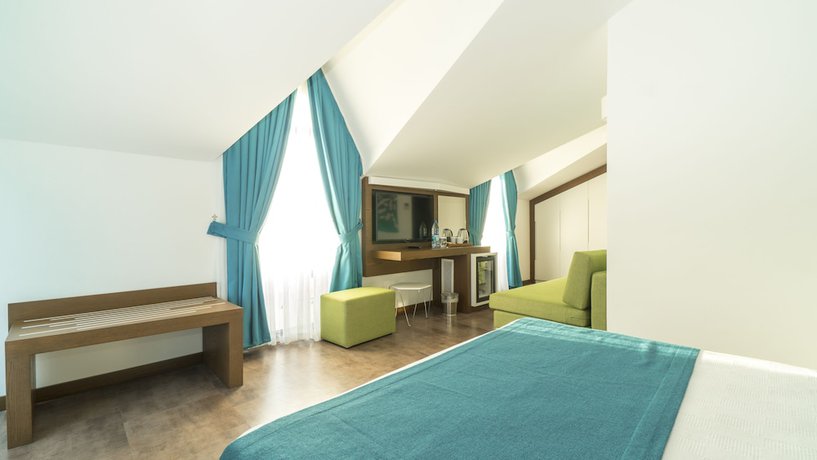 Imagen de la habitación del Acroter Hotel and Spa. Foto 10